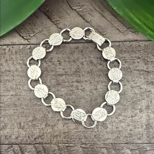 Sarah Coventry Silver Tone Leaf Bracelet